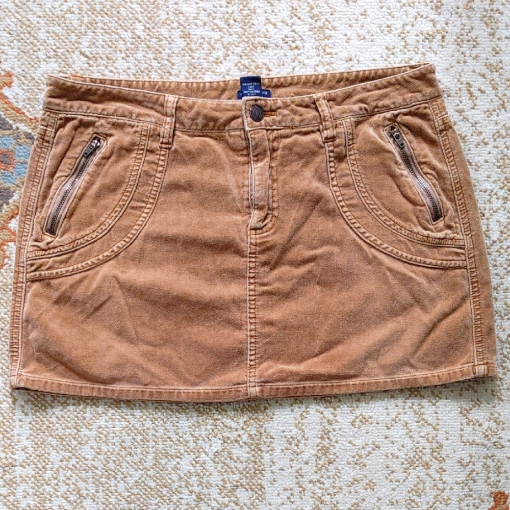 American Eagle Outfitters Velour Zipper Mini 6